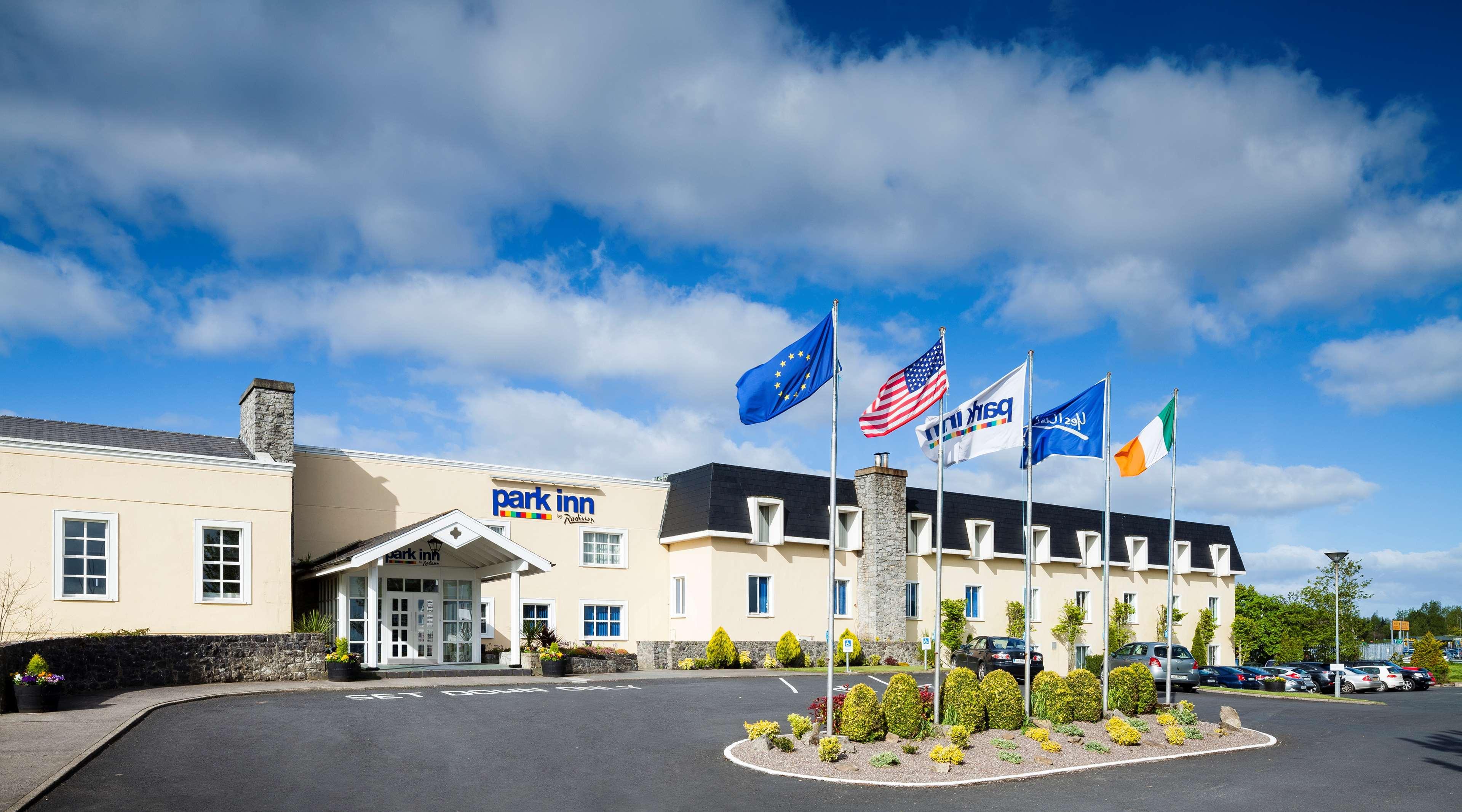 Park Inn By Radisson Shannon Airport Екстер'єр фото