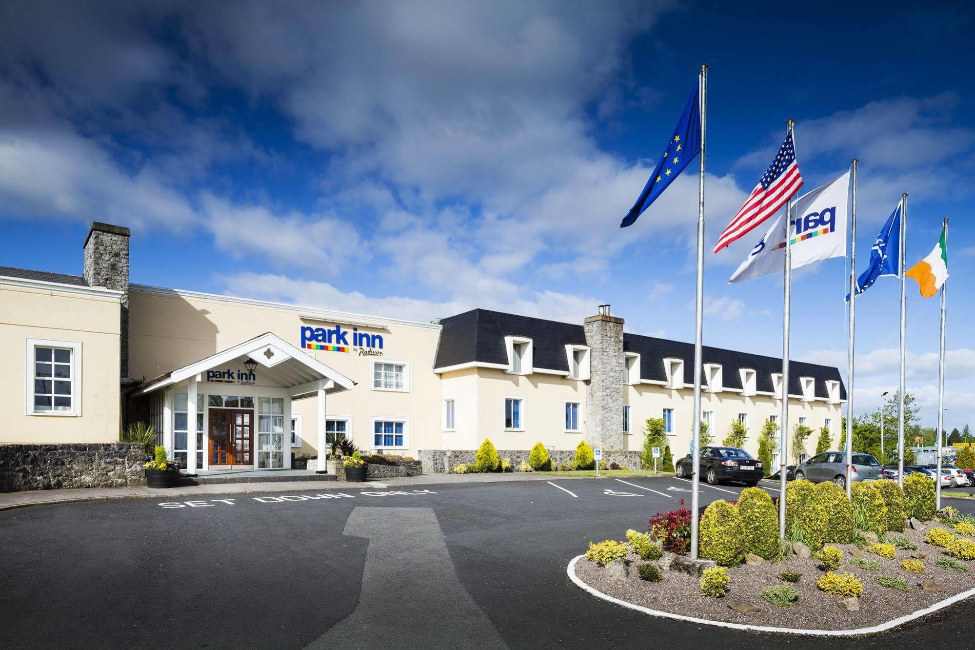 Park Inn By Radisson Shannon Airport Екстер'єр фото