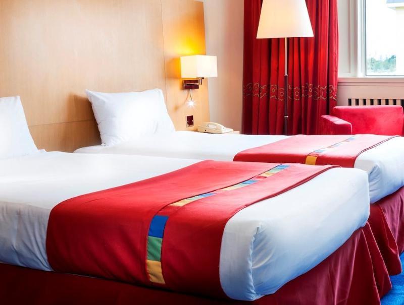 Park Inn By Radisson Shannon Airport Екстер'єр фото